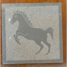 Διακοσμητικό πλακάκι μαρμάρου με παράσταση ''Άλογο''.